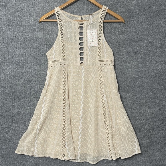 Free People Dresses & Skirts - Free People Wherever You Go Sleevless Emboridered Lace Dress Ivory Size 2 Spring